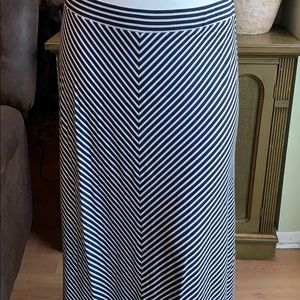 Loft Chevron knit 🧶 maxi skirt